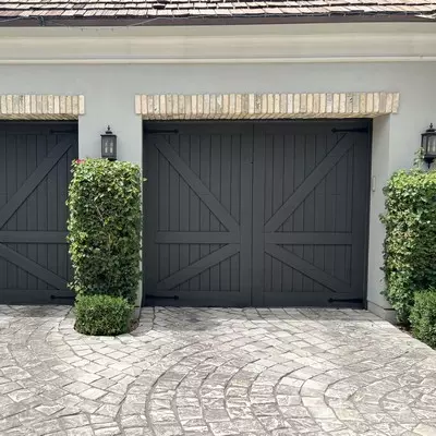 Residential house painting contractor